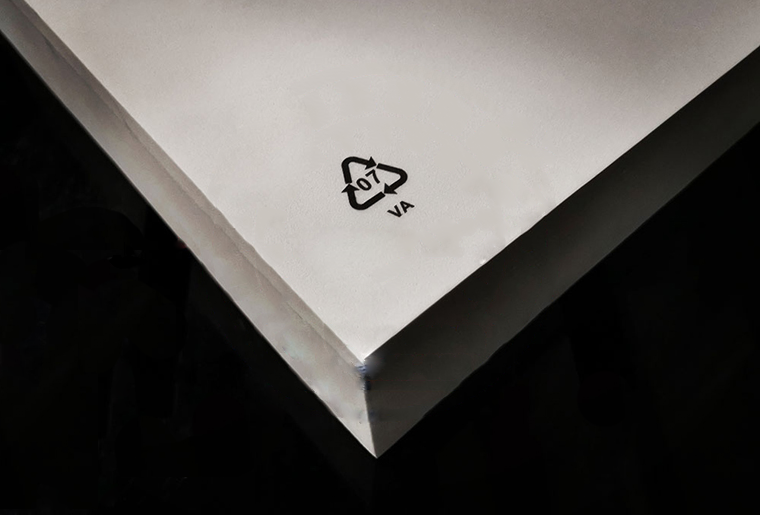 J9.COMSP-8872宽幅喷码机在EVA上的利用